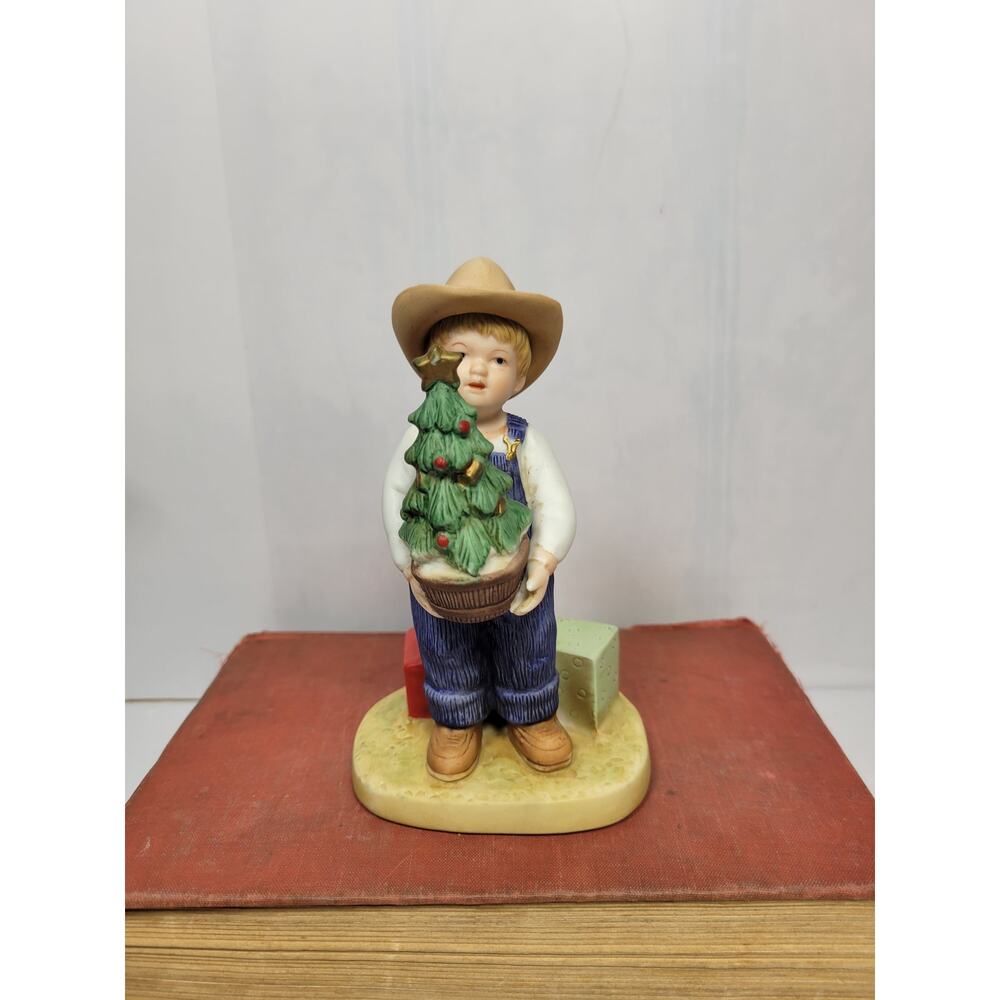 Vintage Denim Days, Christmas Surprise 1523 Danny Homco Figurine